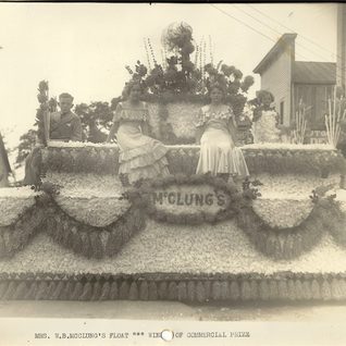 W.B. McClung's Float From The 1934 Cuero Turkey Trot, Winner Of The Commercial Prize. A Vintage Gas Pump Can Be Seen Rising From Behind The Float.