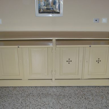 Büffet, ca.1890 grundsarniert, rollbar, Ausziehplatten eingearbeite