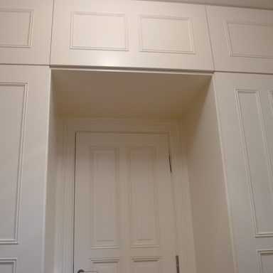 Einbauschränke, ausgebaut, umgebaut, weiß lackiert