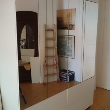 Vorab Aufbau im Tischlerladen, so kann der Kunde sein Möbel entstehen sehen.