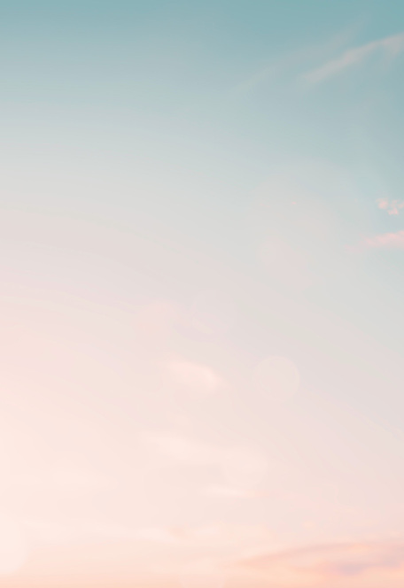 Warm gefärbter Himmel in rosefarben