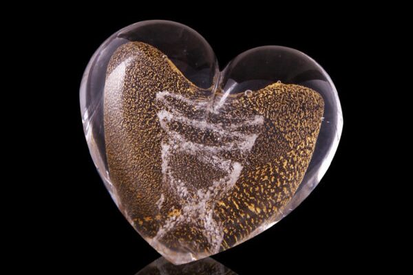 Kristallbestattung und eine Skulptur aus Glaskristall in Hamburg