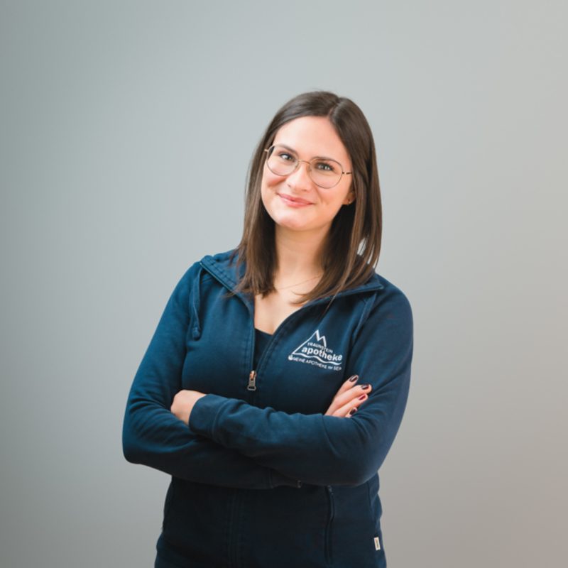 PKA Kerstin Kiesenhofer | Leitung Labor, Produktentwicklung, geprüfte Aroma-Expertin, Beratung und Verkauf, Kosmetikberatung, Fachberaterin für Darmgesundheit