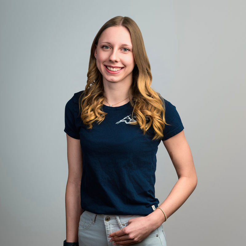 PKA Emilie Hametner |
Beratung und Verkauf, Kosmetikberatung, Merchandising, Vertretung Warenwirtschaft
